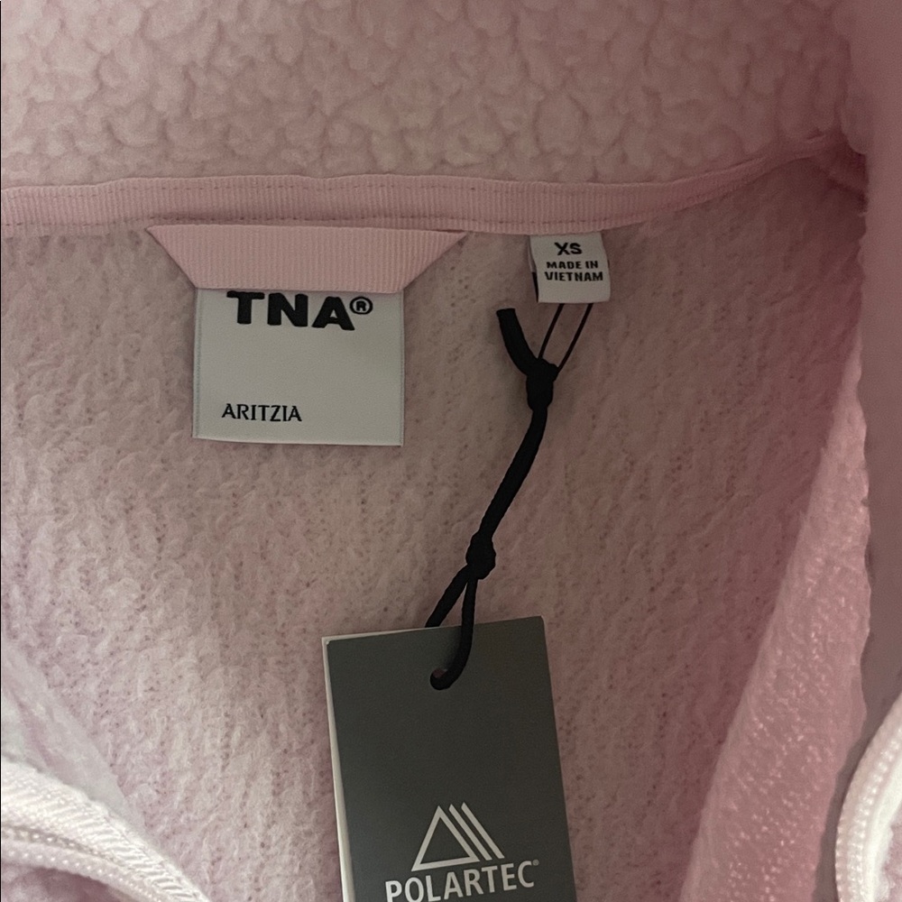 Aritzia TNA Light Pink Fleece Vest - Picture 3 of 4